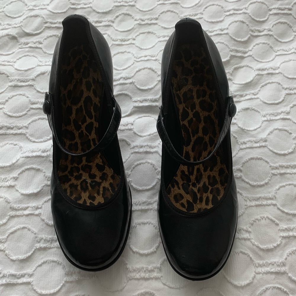 Gianni Bini black patent Mary Janes